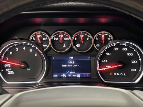 Used 2021 Chevrolet Silverado 1500 LT Trail Boss w/ Convenience Package II AWD/4WD image 17