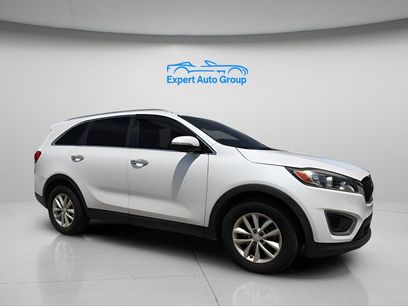 Used 2017 Kia Sorento FWD w/ LX Convenience Package