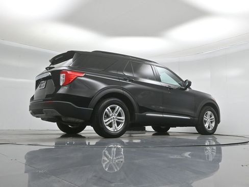 Certified 2023 Ford Explorer XLT w/ Equipment Group 202A RWD image 46