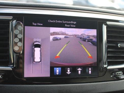 Used 2018 Chrysler Pacifica Touring-L Plus w/ Advanced Safetytec Group image 18