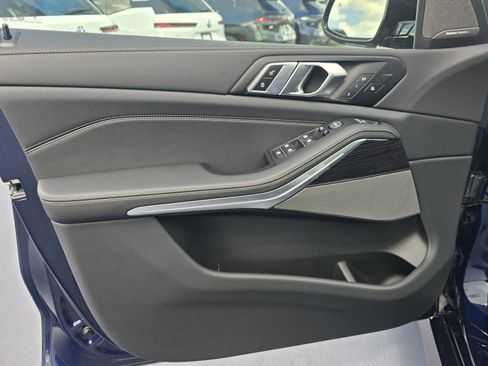 New 2026 BMW X5 xDrive40i w/ M Sport Package image 15