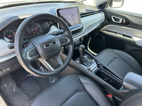 Used 2022 Jeep Compass Limited image 25