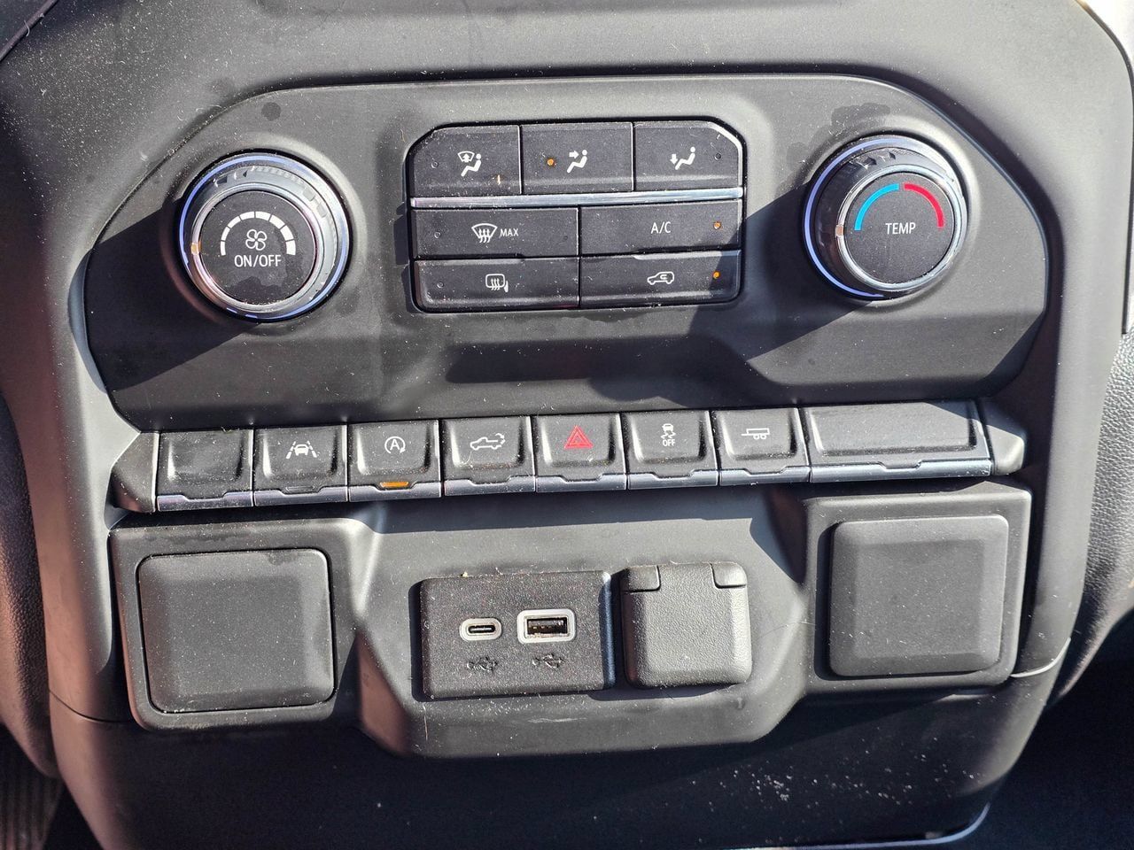 Used 2025 Chevrolet Silverado 1500 W/T RWD image 17