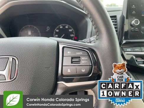 Used 2025 Honda Odyssey EX-L image 17