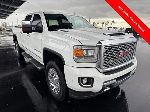 Used 2017 GMC Sierra 2500 Denali w/ Duramax Plus Package image 1