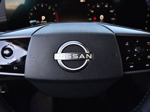 New 2025 Nissan Murano SV image 18