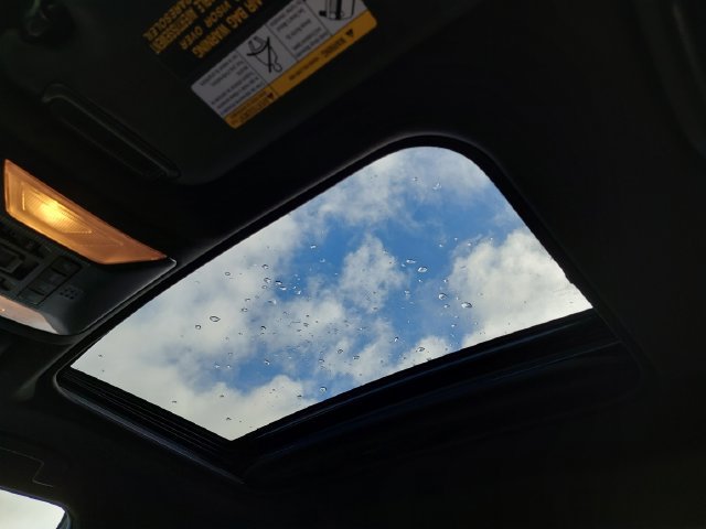 Used 2021 Toyota RAV4 SE w/ Weather & Moonroof Package AWD/4WD image 9