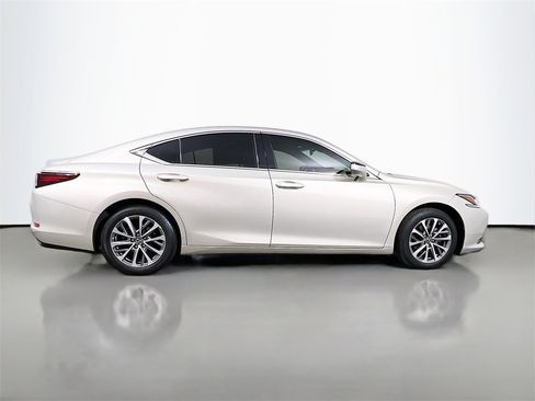 Used 2023 Lexus ES 350 image 6