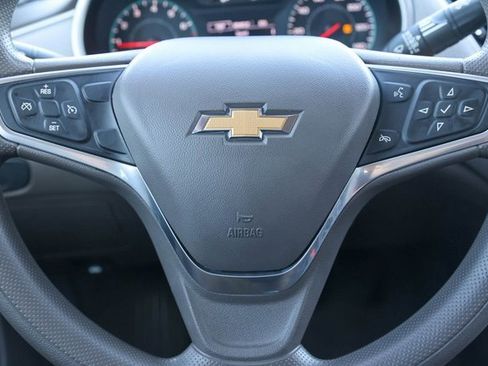 Used 2022 Chevrolet Malibu LT image 22