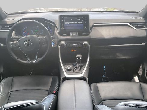 Used 2021 Toyota RAV4 XSE AWD/4WD image 16