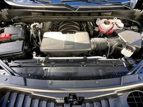 New 2026 GMC Yukon Elevation image 7