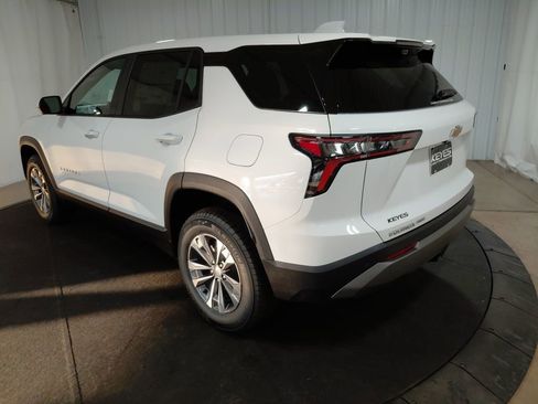 New 2026 Chevrolet Equinox LT w/ Safety and Technology Package image 6