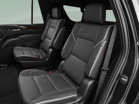 Used 2022 Cadillac Escalade Sport Platinum RWD image 17