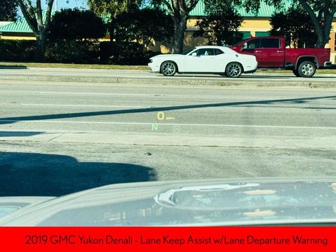 Used 2019 GMC Yukon Denali w/ Denali Ultimate Package image 22