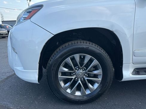 Used 2015 Lexus GX 460 Luxury image 19