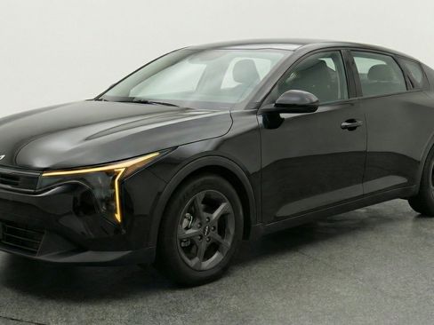 Used 2025 Kia K4 FWD image 3