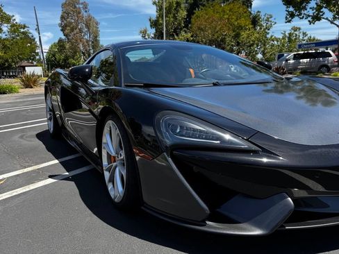 Used 2019 McLaren 570S Spider RWD image 10