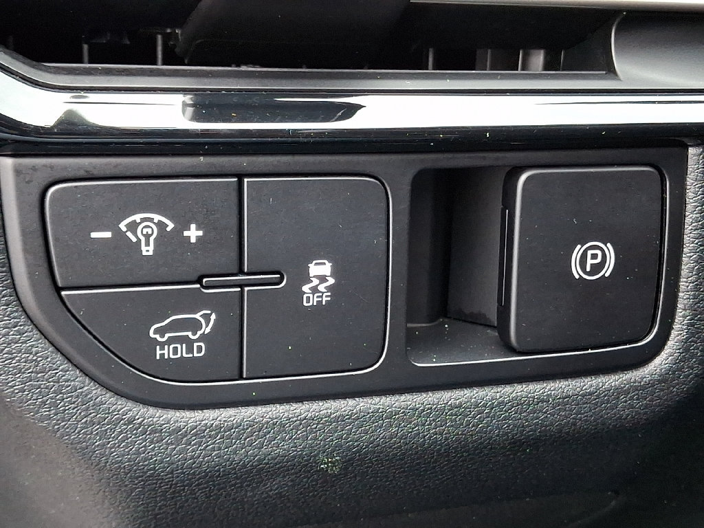 Certified 2026 Kia Sportage EX FWD image 26