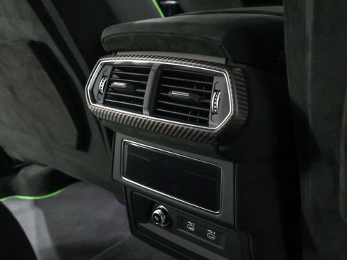 Used 2024 Lamborghini Urus Performante AWD/4WD image 49