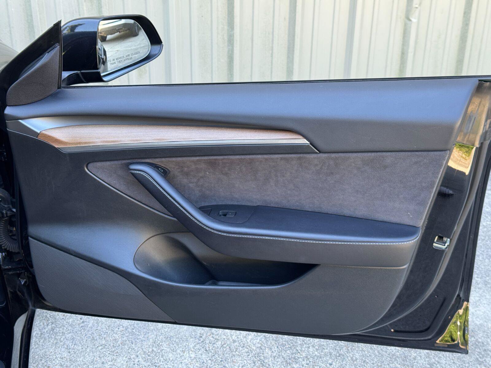 Used 2023 Tesla Model 3 Standard Range RWD image 43