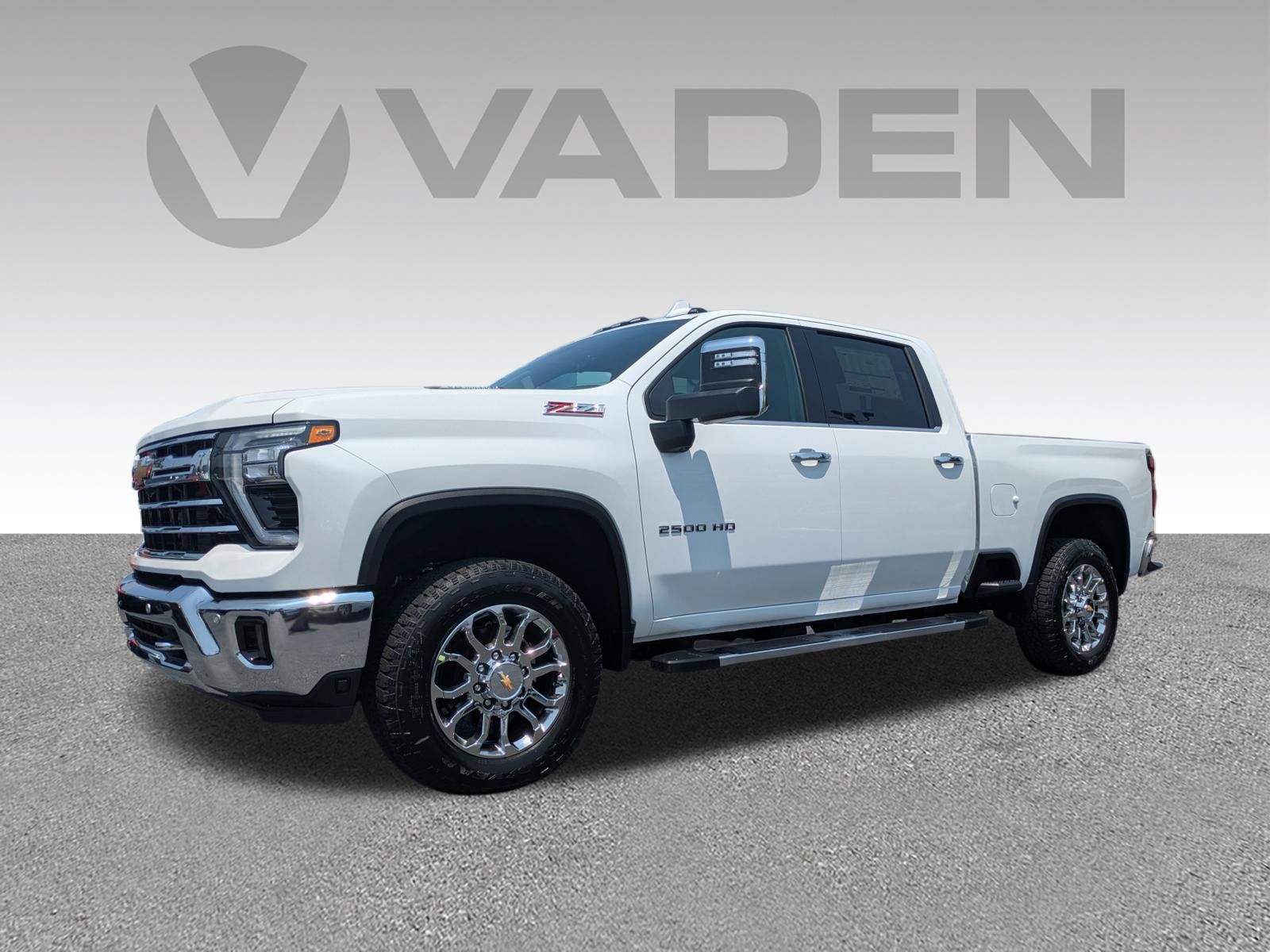 New 2026 Chevrolet Silverado 2500 LTZ w/ LTZ Premium Package AWD/4WD image 2
