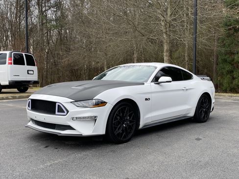 Used 2022 Ford Mustang GT Premium w/ Equipment Group 401A image 5