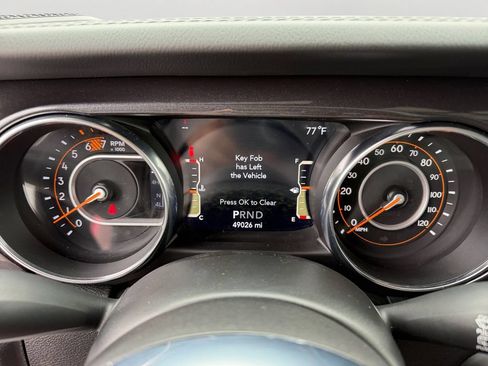 Used 2021 Jeep Wrangler Unlimited Sahara AWD/4WD image 26