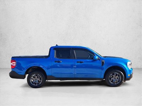 Certified 2022 Ford Maverick XLT w/ XLT Luxury Package image 4