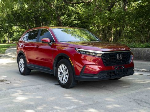 Used 2024 Honda CR-V LX image 2