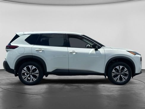 Used 2021 Nissan Rogue SV AWD/4WD image 7