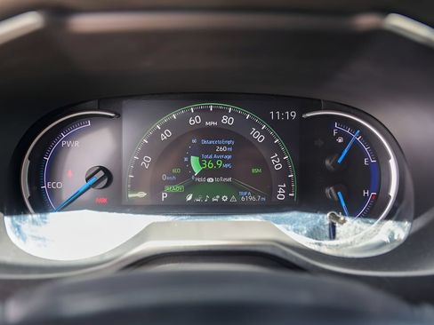 Used 2021 Toyota RAV4 XSE AWD/4WD image 14