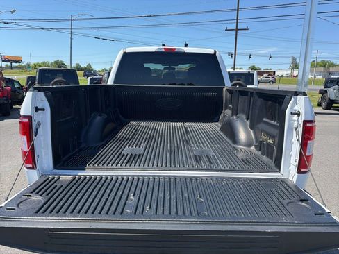 Used 2018 Ford F150 XL w/ Equipment Group 101A Mid RWD image 8