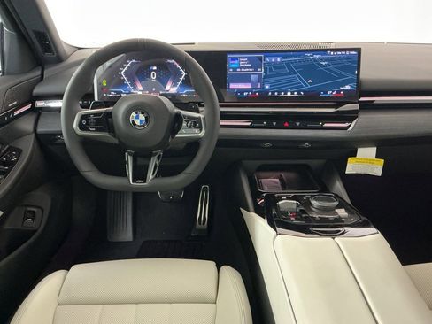 New 2026 BMW 530i w/ M Sport Package RWD image 9