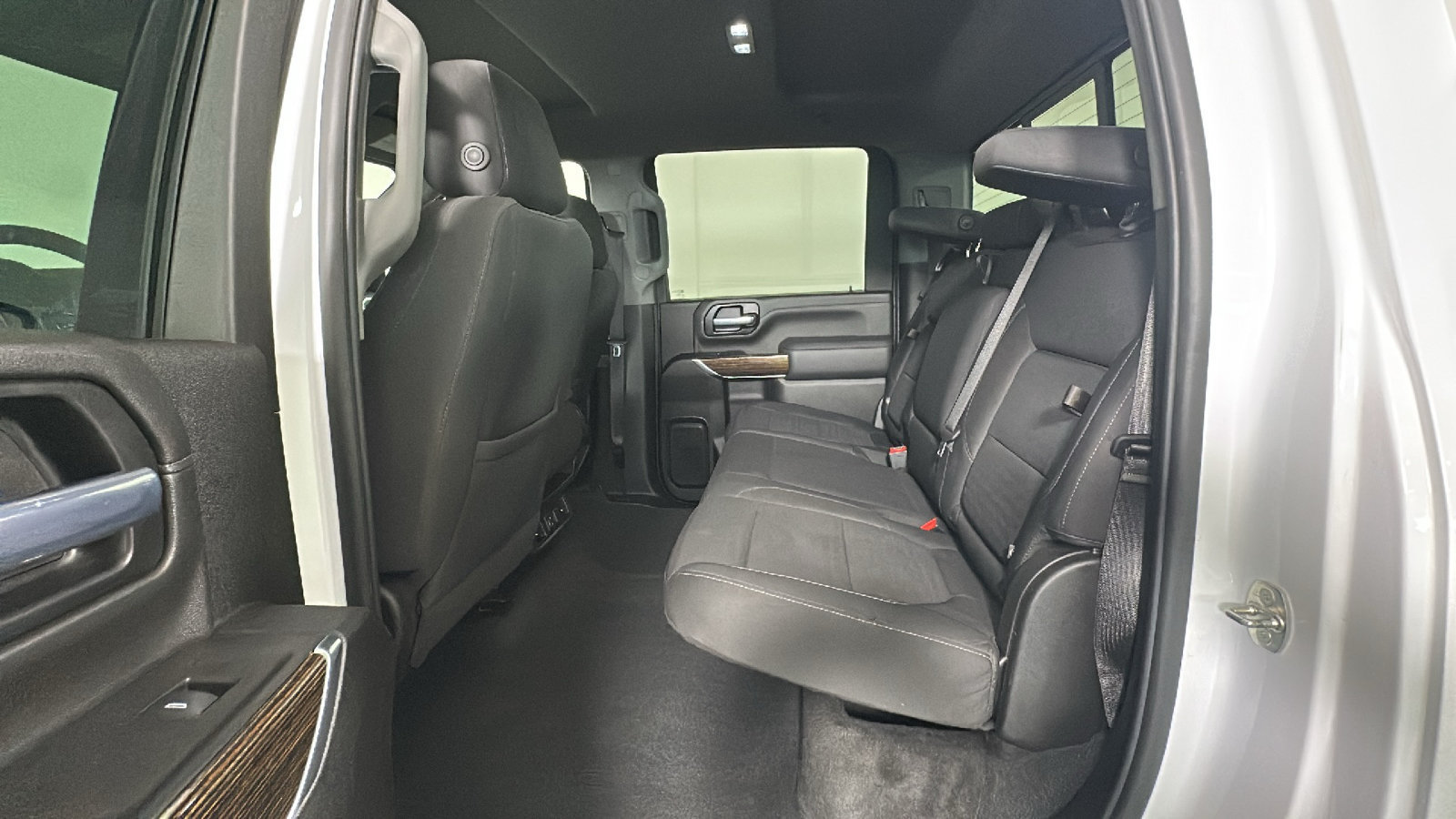 Used 2021 GMC Sierra 2500 SLE w/ SLE Value Package; AWD/4WD image 32