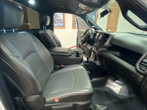 Used 2022 RAM 3500 Tradesman image 23