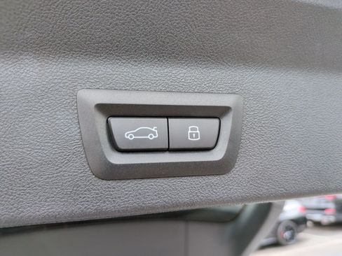 Used 2024 BMW X3 sDrive30i w/ Premium Package image 39