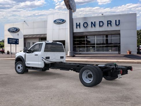 New 2026 Ford F550 4x4 Regular Cab Super Duty image 4