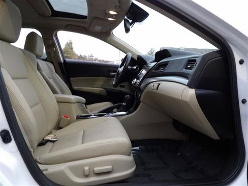 Used 2018 Acura ILX image 16