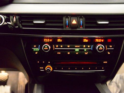 Used 2016 BMW X5 xDrive40e image 31