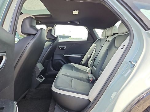 Used 2025 Kia K4 GT-Line w/ GT-Line Premium Package FWD image 10