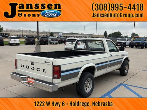 Used 1987 Dodge Dakota 4x4 Regular Cab image 6