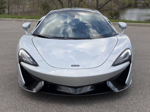 Used 2017 McLaren 570S RWD image 3