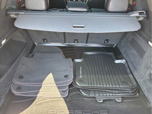 Used 2021 Porsche Cayenne GTS w/ Premium Package image 56