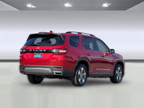 New 2026 Honda Pilot EX-L image 8