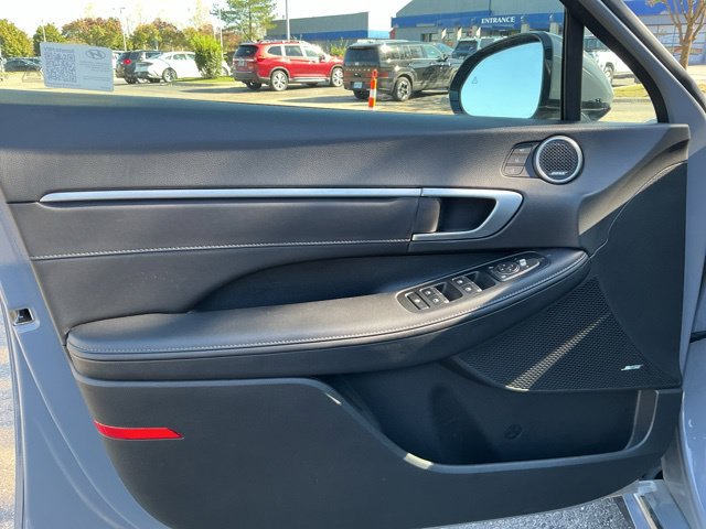 Certified 2024 Hyundai Sonata Limited FWD image 17