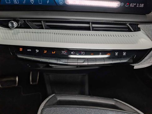 New 2026 Cadillac Optiq Luxury 2 AWD/4WD image 27