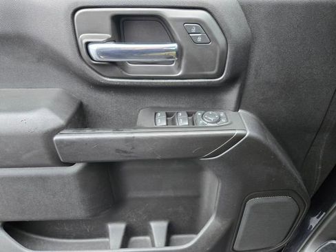 Used 2024 Chevrolet Silverado 2500 Custom w/ Custom Value Package image 31