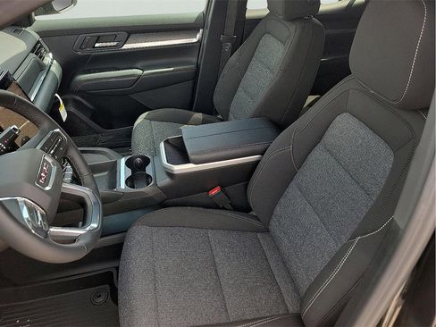 New 2026 GMC Terrain Elevation image 14