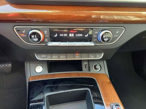 Used 2023 Audi Q5 2.0T Premium Plus image 27