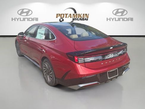 New 2026 Hyundai Sonata Limited FWD image 7